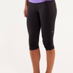 Lululemon runnin with my
homies leggings